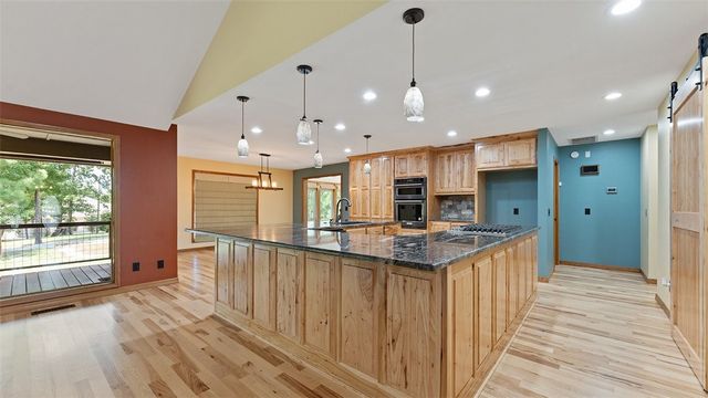 1 Cheviot Trace, Bella Vista, AR 72715