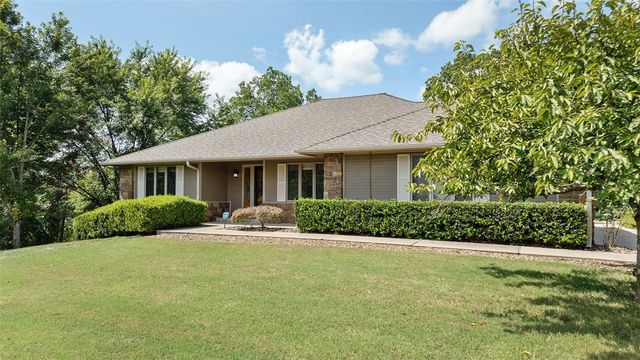 1 Cheviot Trace, Bella Vista, AR 72715