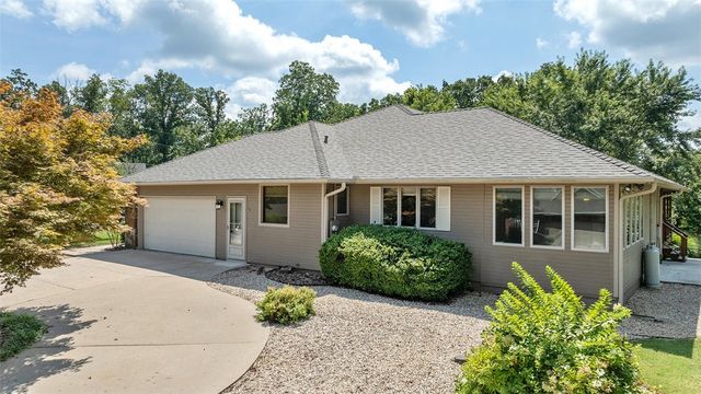 1 Cheviot Trace, Bella Vista, AR 72715