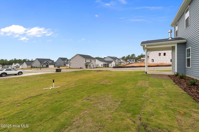 274 Rough Ridge Trail 33, Aberdeen, NC 28315