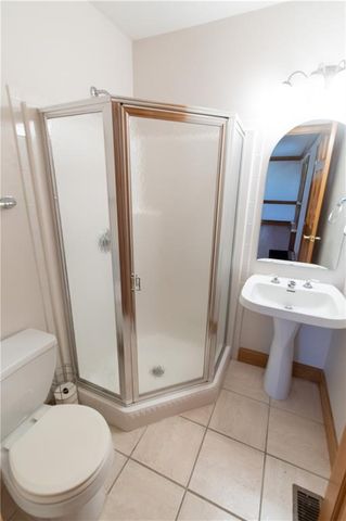 1215 Hacienda Lane, Lawrence, KS 66049