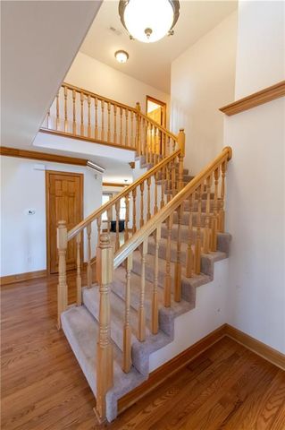 1215 Hacienda Lane, Lawrence, KS 66049