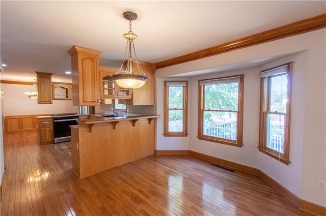 1215 Hacienda Lane, Lawrence, KS 66049