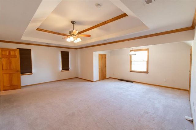 1215 Hacienda Lane, Lawrence, KS 66049