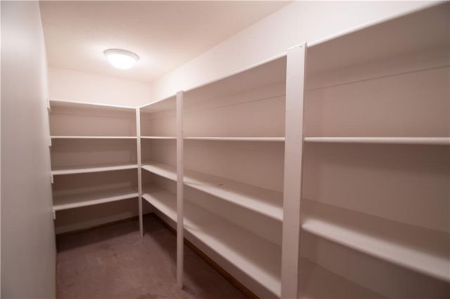 1215 Hacienda Lane, Lawrence, KS 66049