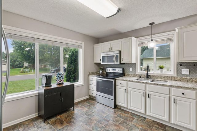 4503 Ladyslipper Avenue N, Brooklyn Park, MN 55443