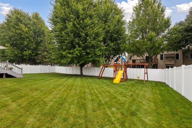 4503 Ladyslipper Avenue N, Brooklyn Park, MN 55443