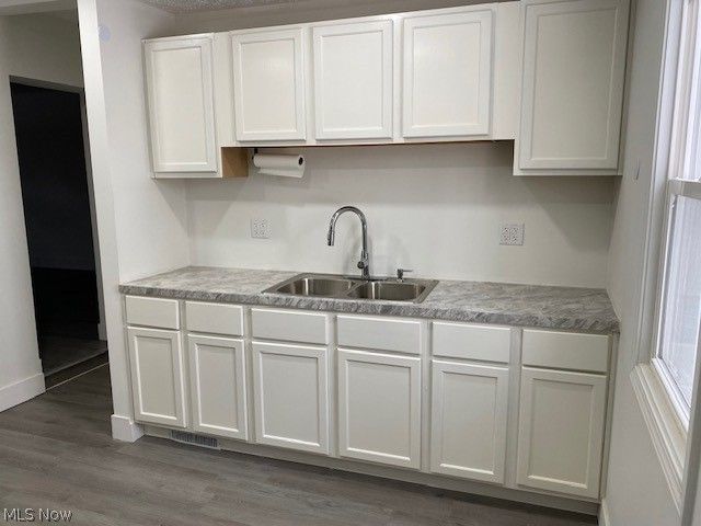 3442 Albany Avenue, Lorain, OH 44055