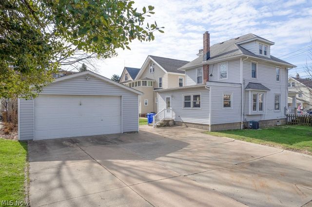 2495 Northland Street, Cuyahoga Falls, OH 44221