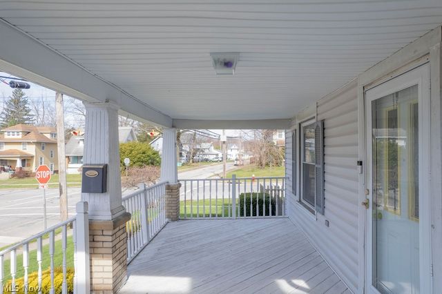 2495 Northland Street, Cuyahoga Falls, OH 44221