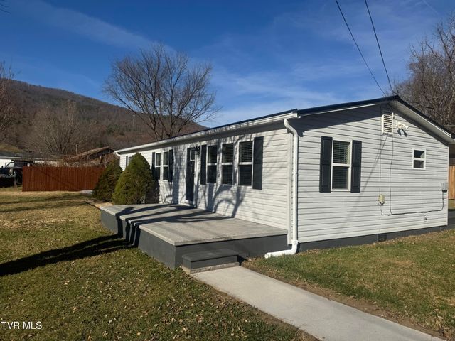 121 Bill Lewis Road, Elizabethton, TN 37643