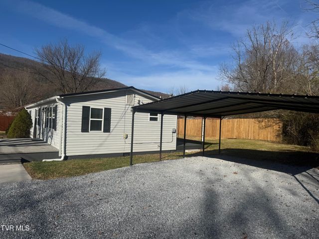 121 Bill Lewis Road, Elizabethton, TN 37643