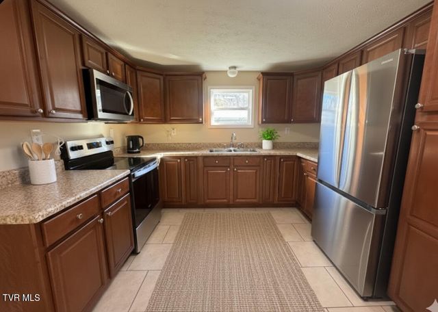 121 Bill Lewis Road, Elizabethton, TN 37643