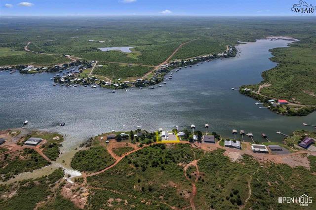 894 W MOONSHINE ROAD, Seymour, TX 76380