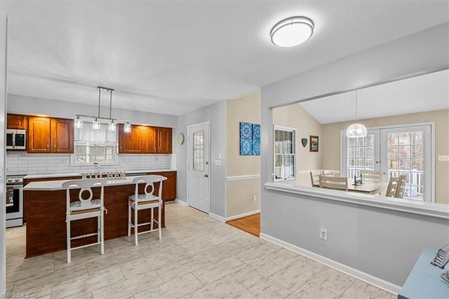 3200 Hickory Ridge Drive, Winston-salem, NC 27127