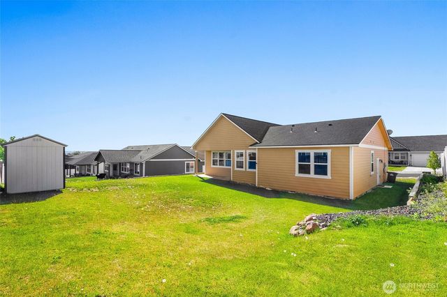 1514 W Bonneville Street, Moses Lake, WA 98837