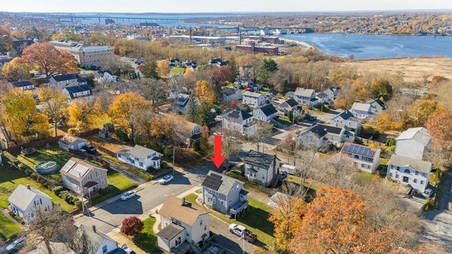 232 Mt Pleasant, Fall River, MA 02720