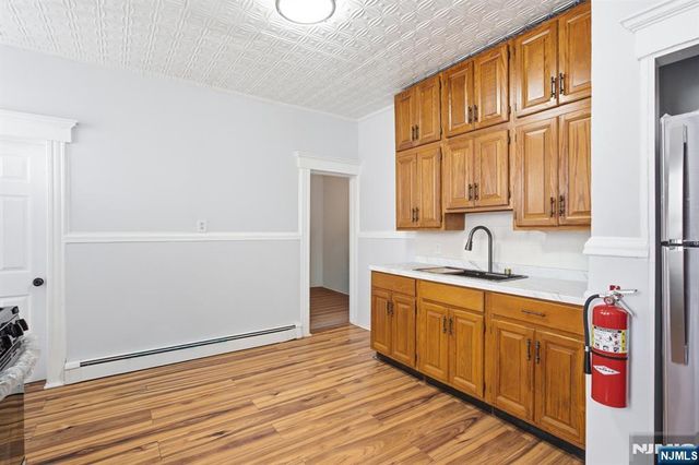 8 Lincoln Avenue, Kearny, NJ 07032