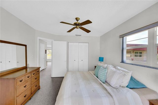 6 Vista Palm Lane 202, Vero Beach, FL 32962