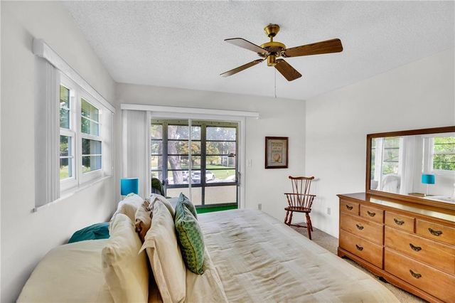 6 Vista Palm Lane 202, Vero Beach, FL 32962