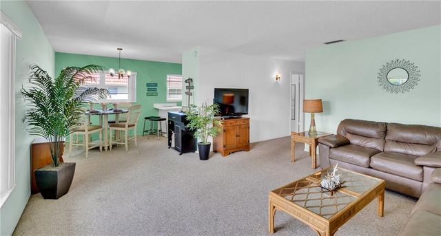 6 Vista Palm Lane 202, Vero Beach, FL 32962