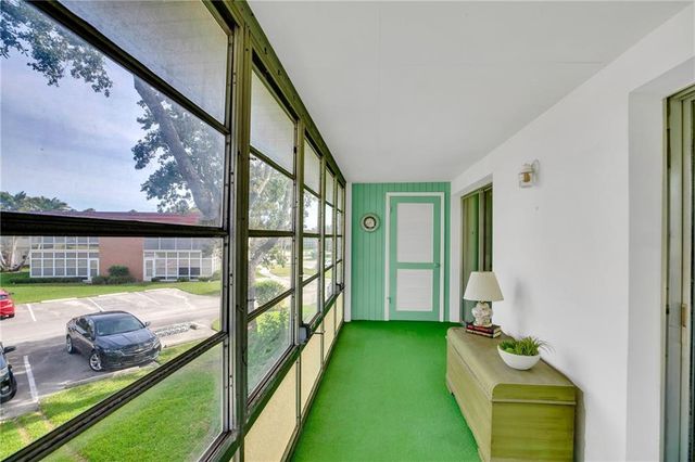 6 Vista Palm Lane 202, Vero Beach, FL 32962
