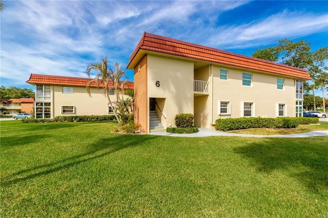 6 Vista Palm Lane 202, Vero Beach, FL 32962
