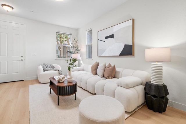 1520 Avina Circle 1, Santa Clara, CA 95054