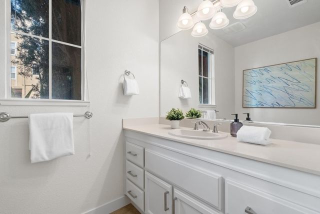 1520 Avina Circle 1, Santa Clara, CA 95054
