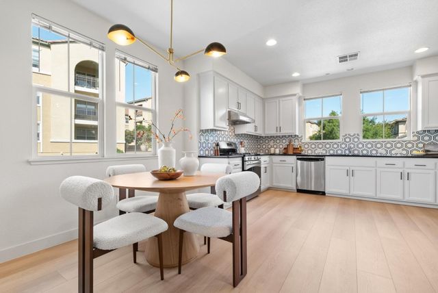 1520 Avina Circle 1, Santa Clara, CA 95054
