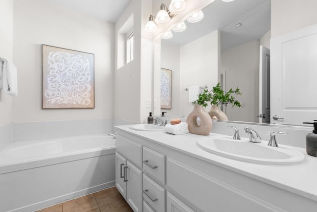 1520 Avina Circle 1, Santa Clara, CA 95054