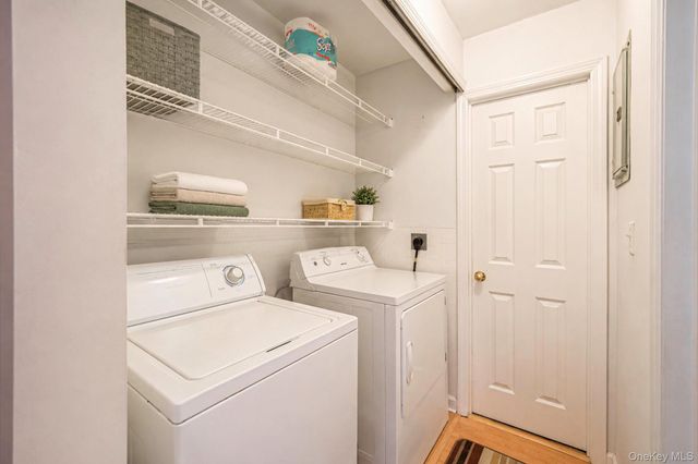 312 Artist Lake Drive 312, Middle Island, NY 11953