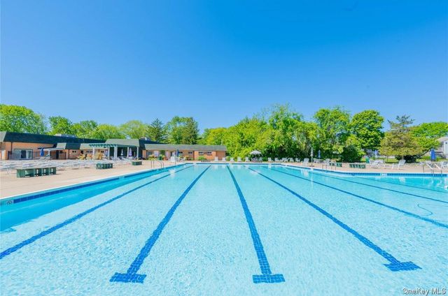 312 Artist Lake Drive 312, Middle Island, NY 11953