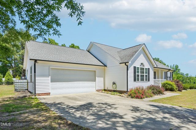 109 Big Branch Court, Zebulon, NC 27597