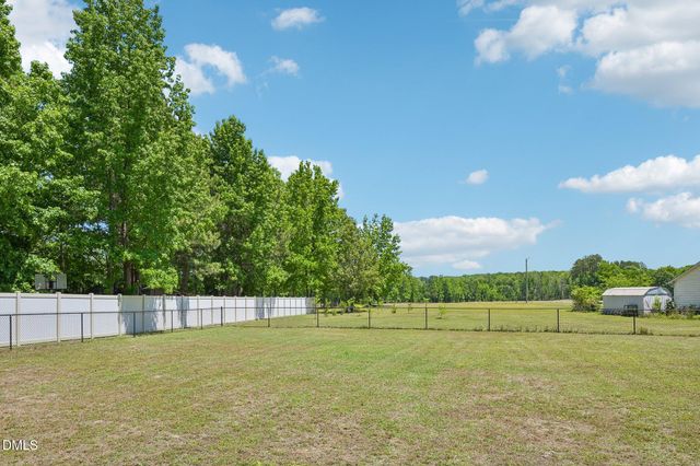 109 Big Branch Court, Zebulon, NC 27597