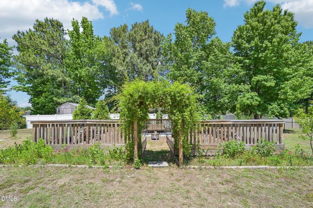 109 Big Branch Court, Zebulon, NC 27597