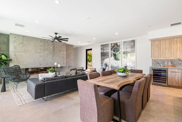 775 W Cabrillo Road, Palm Springs, CA 92262