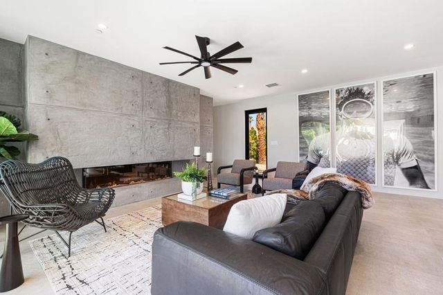 775 W Cabrillo Road, Palm Springs, CA 92262