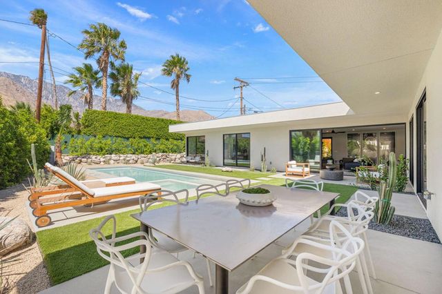 775 W Cabrillo Road, Palm Springs, CA 92262