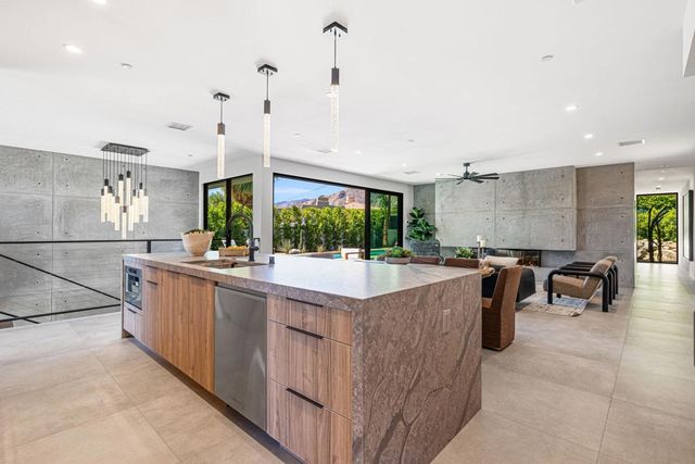 775 W Cabrillo Road, Palm Springs, CA 92262