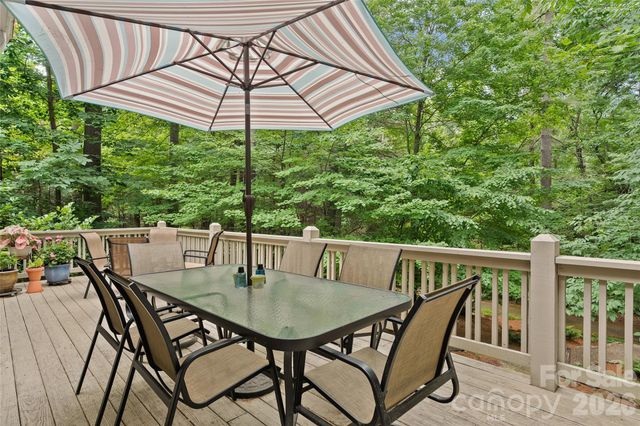 626 Wickhams Fancy Drive, Biltmore Lake, NC 28715