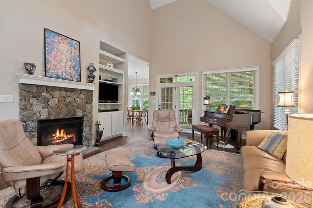 626 Wickhams Fancy Drive, Biltmore Lake, NC 28715