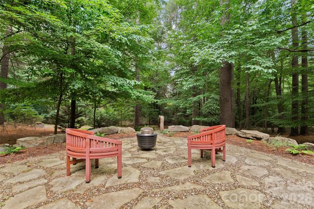 626 Wickhams Fancy Drive, Biltmore Lake, NC 28715