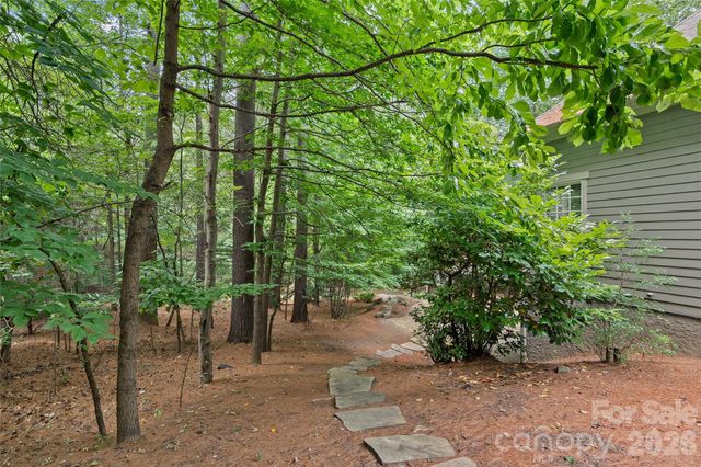 626 Wickhams Fancy Drive, Biltmore Lake, NC 28715