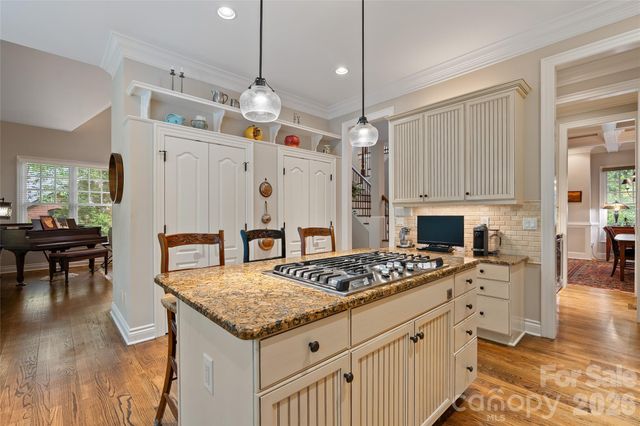 626 Wickhams Fancy Drive, Biltmore Lake, NC 28715