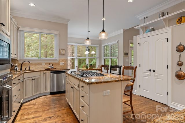 626 Wickhams Fancy Drive, Biltmore Lake, NC 28715