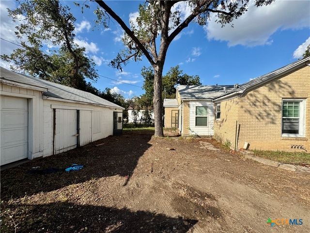 606 N 1st Street, Temple, TX 76501