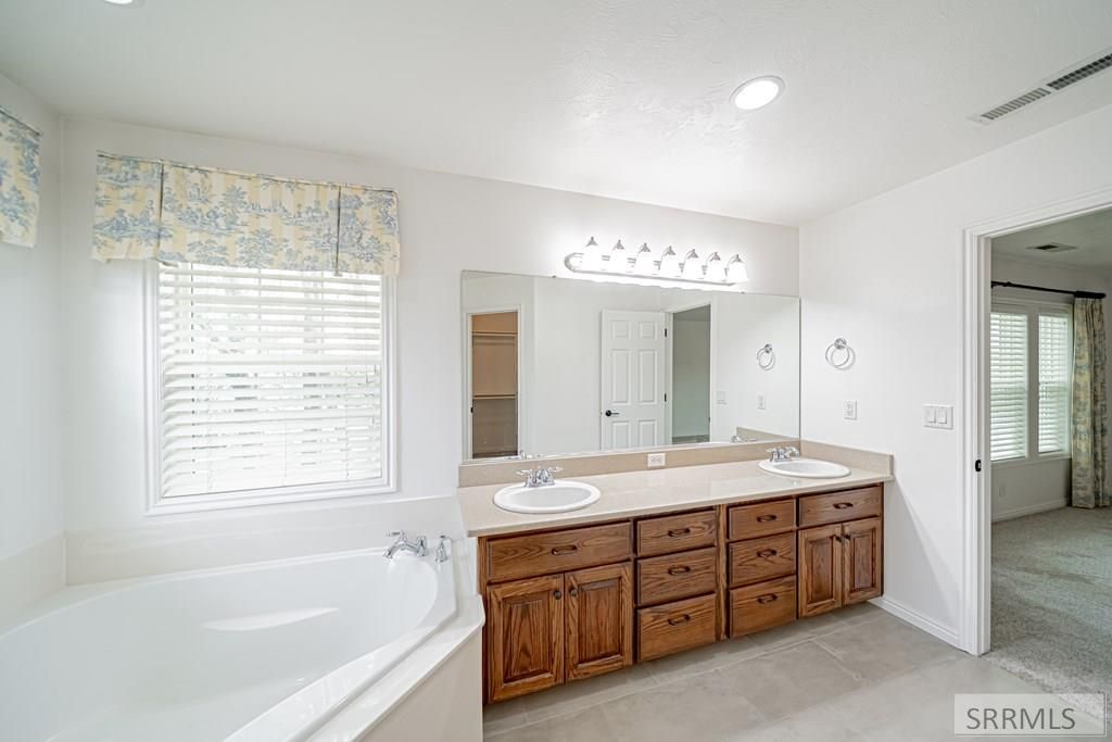 Image 52 of property listing at 1040 Wheatstone Drive, Idaho Falls, ID 83404