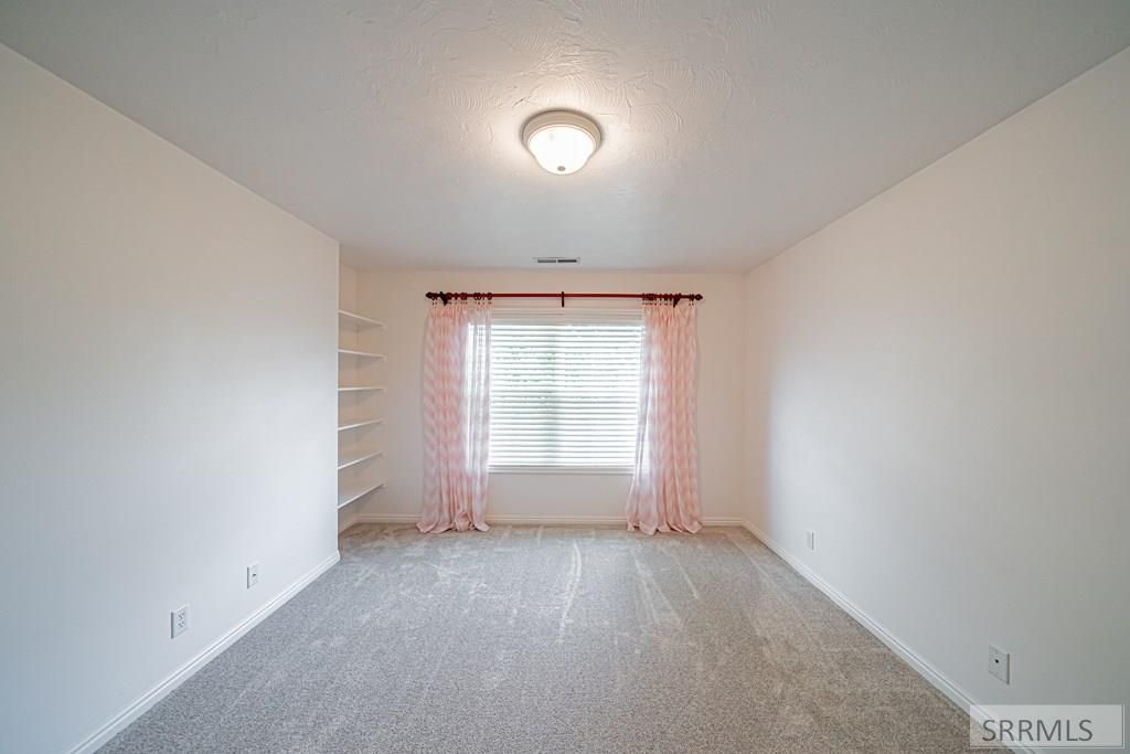 Image 55 of property listing at 1040 Wheatstone Drive, Idaho Falls, ID 83404