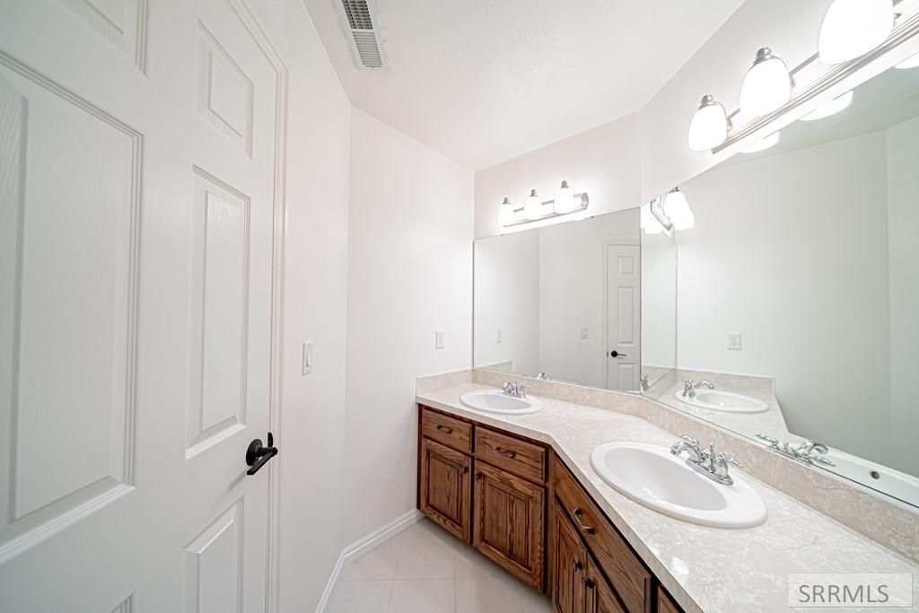 Image 64 of property listing at 1040 Wheatstone Drive, Idaho Falls, ID 83404